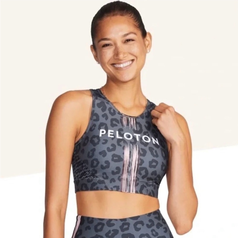 Peloton WITH Cheetah Bra size small
